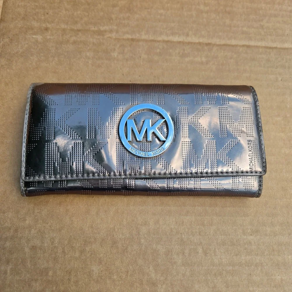 Michael Kors Fulton Flap Continental Wallet Metallic Pewter Monogram Logo